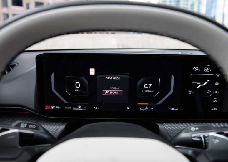 Kia K4 Interior