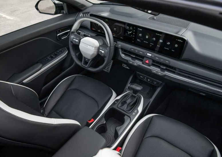 Kia K4 Interior