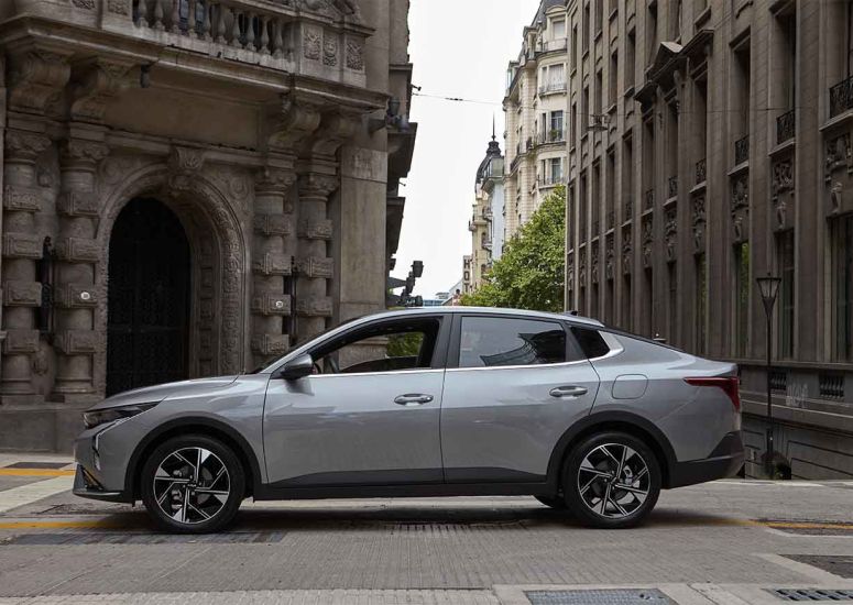 Kia K3 sedán exterior